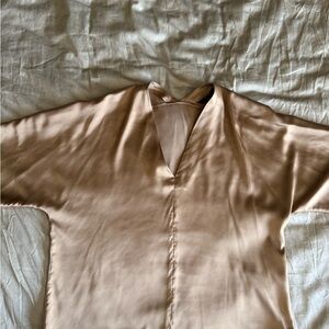 Banana Republic Gold Blouse V-Neck Short Sleeve